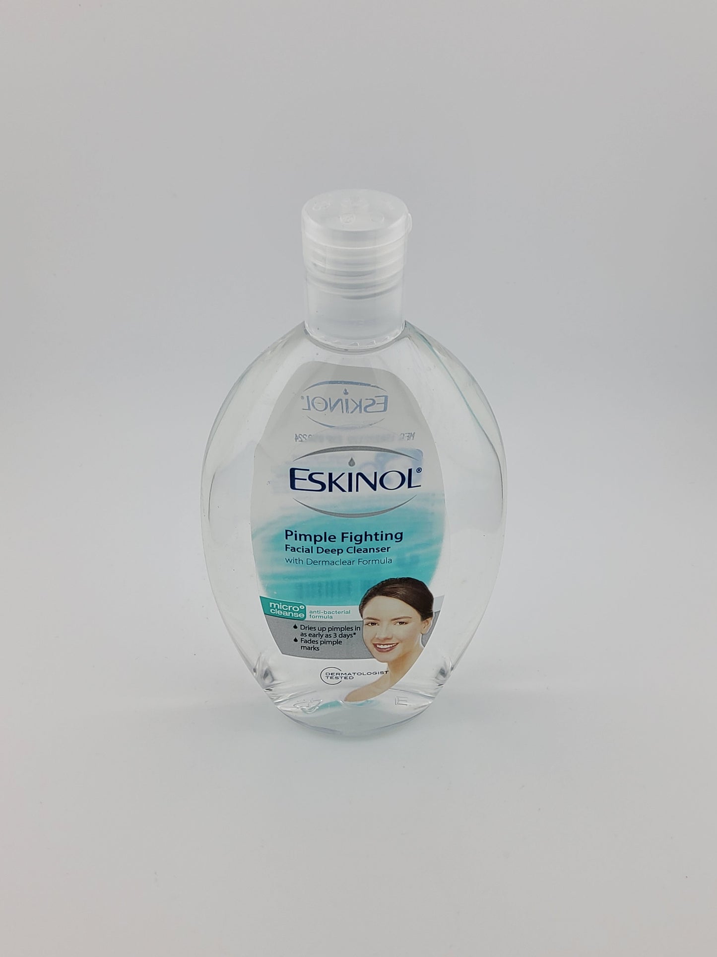 Eskinol Pimple Fighting Cleanser