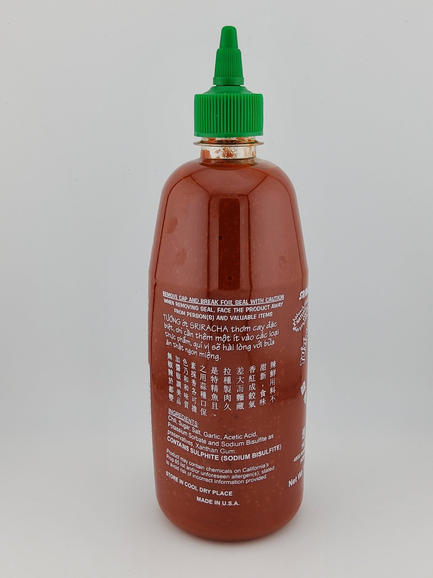 Huy Fong Foods Sriracha Hot Chili Sauce 793 g