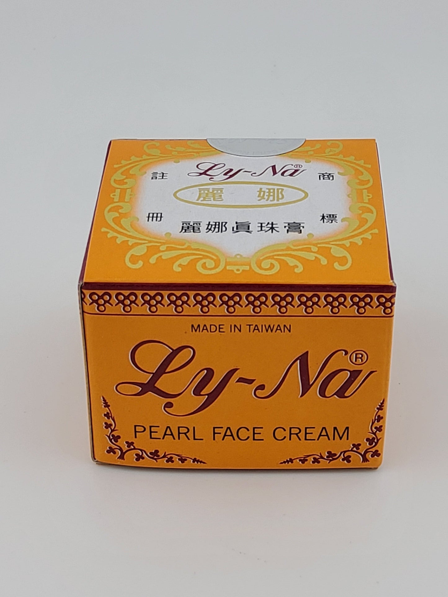 Ly-Na Pearl Face Cream