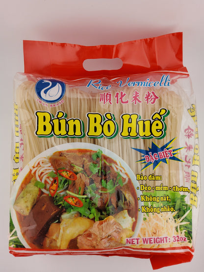Swan Bun Bo Hue 32 oz